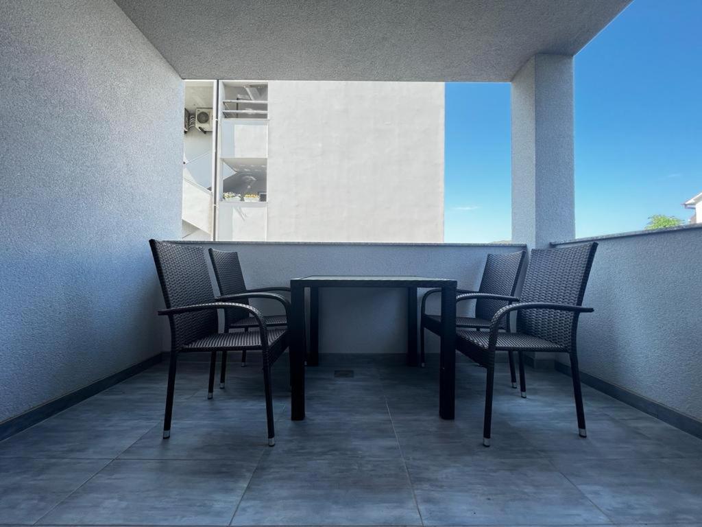 Apartments Petrusic 수페타르스카 드라가 외부 사진